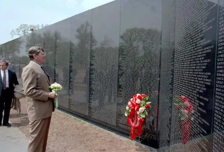 'The Wall That Heals' - Vietnam Wall Comes to the Reagan Library