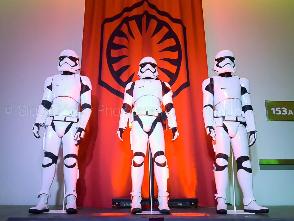Behind the Scenes at the Star Wars: The Force Awakens Press Conference