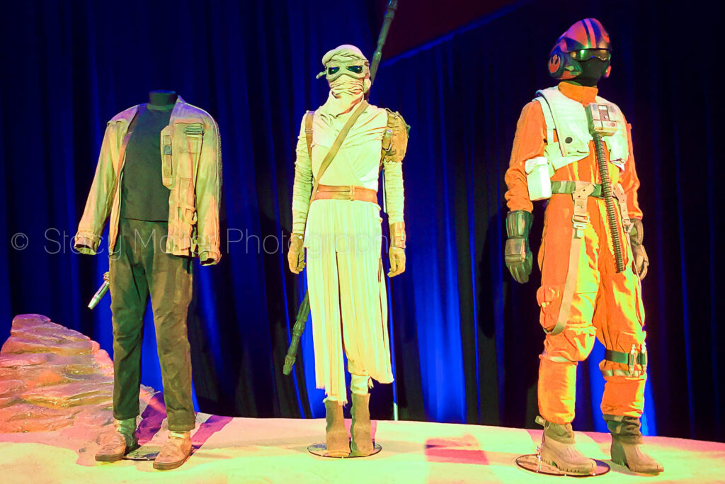 Behind the Scenes at the Star Wars: The Force Awakens Press Conference