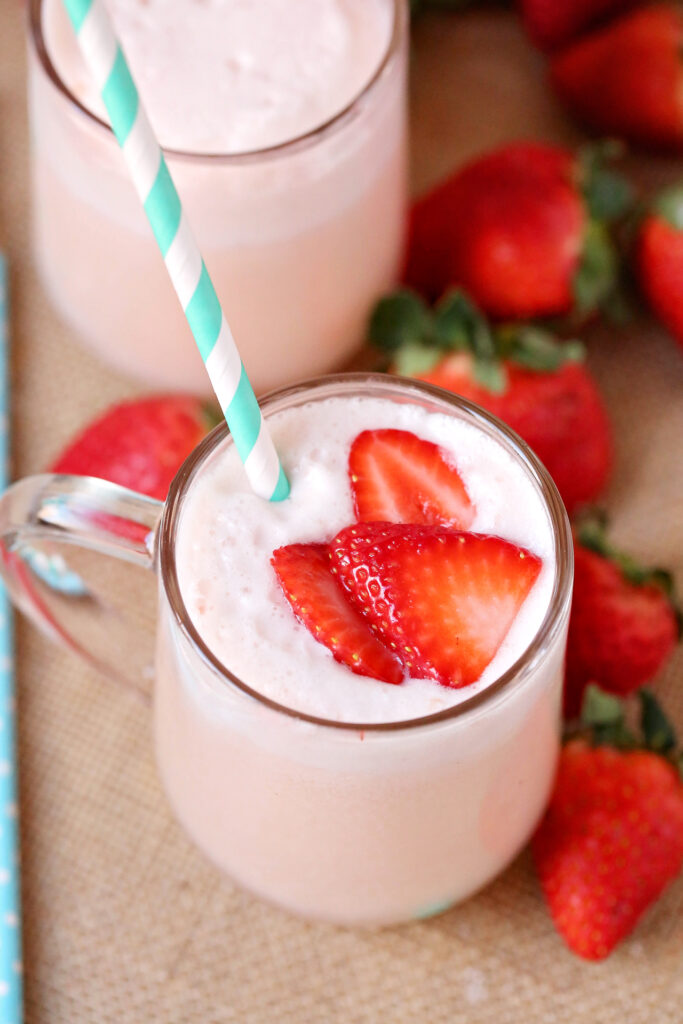 Kid-Friendly Strawberry Punch Recipe: A Sweet and Refreshing Treat for Kids