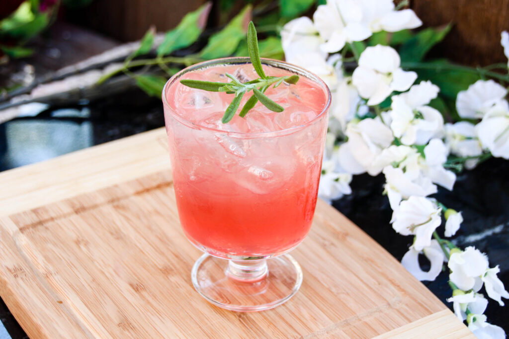 The soft and sweet flavors of bourbon bounce off the tart cranberry lemonade in this summer Buffalo Cocktail recipe you are sure to love! Pair this delicious cocktail with your favorite summer recipe like a summer jambalaya or a light and refreshing wedge salad with smokey bacon and dill dressing, even a rich and decadent chocolate Torte.