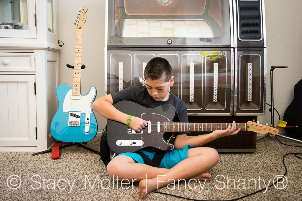 ejendom Højde maske Learn to Play Guitar at Home with Fender Play - California Unpublished