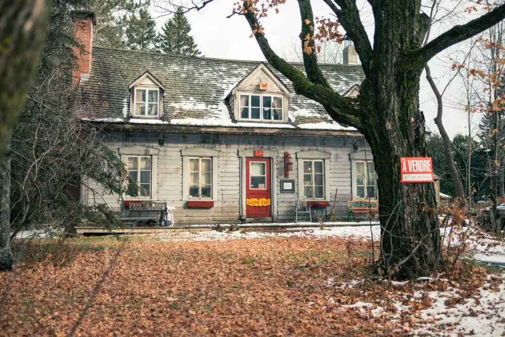 California is a terrifyingly awesome place to get your fright on. Here are 10 of the scariest haunted houses in California known for their terrifying experiences and are not recommended for the faint of heart. 