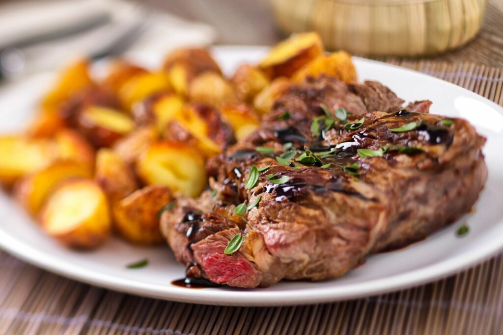 Veteran's Day Free Meals - 100+ Freebies and Discounts for Vets, Active Military