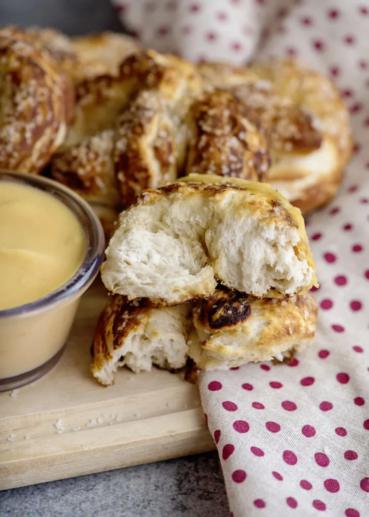 Biscuit Pretzel Recipe: A Delicious Twist on Two Classic Snacks