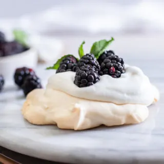 Mini Blackberry Pavlova Recipe