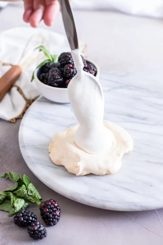 Mini Blackberry Pavlova Recipe