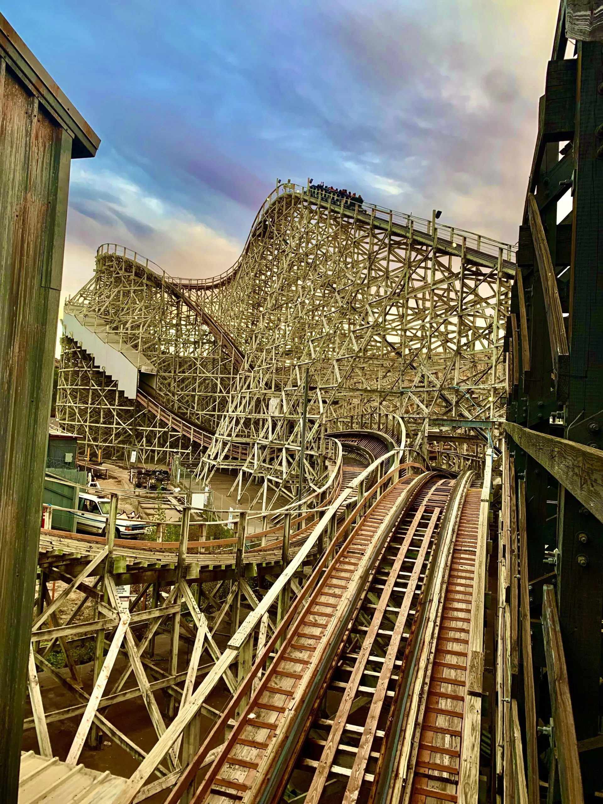 Apocalypse - California is home to many world-renowned amusement parks boasting some of the best roller coasters in the U.S. Here are 10 best roller coasters in California: