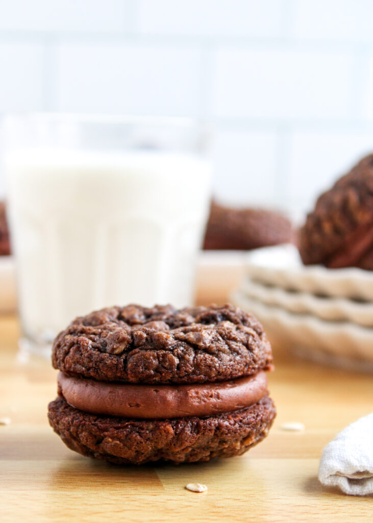 Move aside, Little Debbie! This oh so chocolate-y version of your favorite oatmeal cream pies features a decadent twist you're sure to love. 