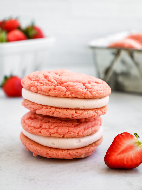 Strawberry Cookies Sandwiches