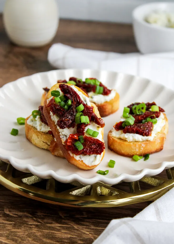 Sun-Dried Tomato Crostini Recipe 2