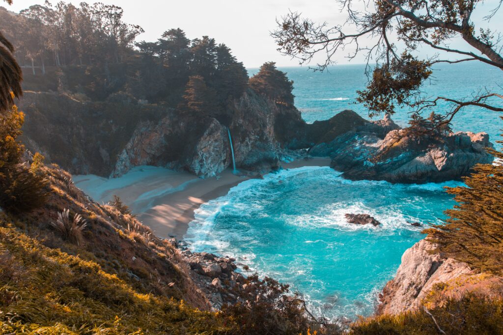 Big Sur Travel Guide: Tips and Recommendations for Your Next Adventure