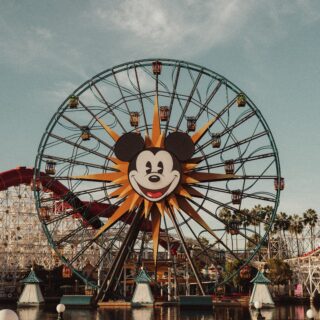 Disneyland vs California Adventure: Which Theme Park is Better?