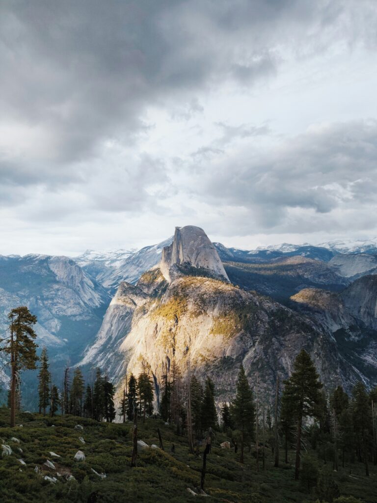 California Mountain Ranges: A Guide to the State's Scenic Peaks