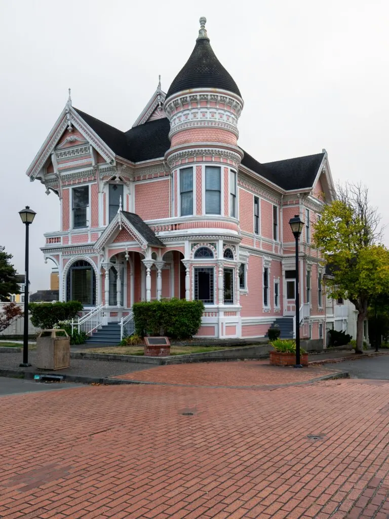 Small Towns in Northern California: Idyllic Escapes off the Beaten Path
