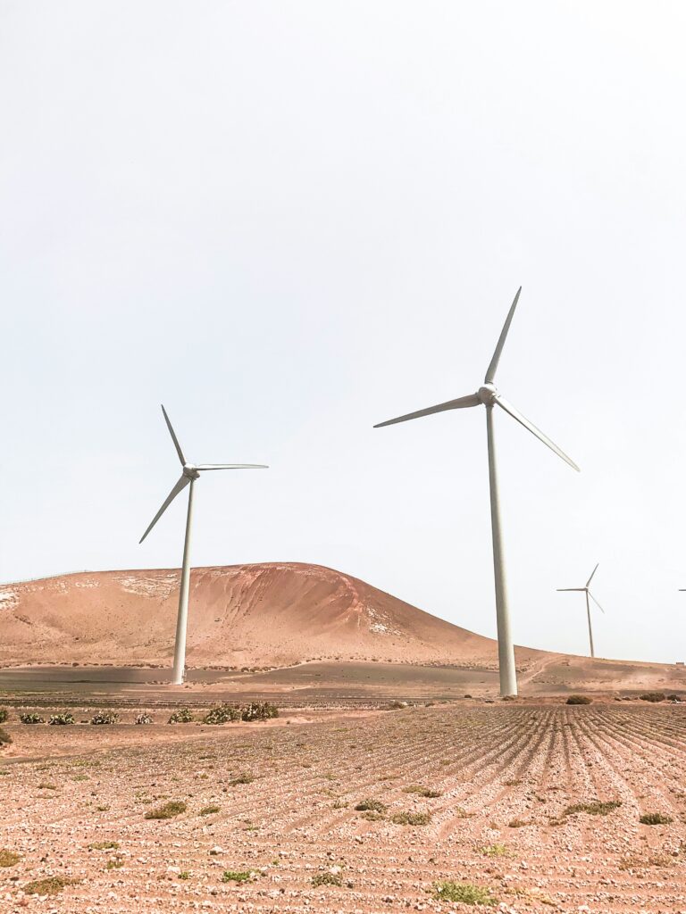 Secrets of the Abandoned Windmills California: Hidden History in the Desert Breeze