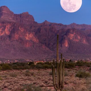 Hunter Supermoon Tonight: Brightest Full Moon of the Year Illuminates Autumn Sky