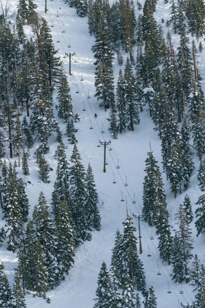 une Mountain Snow Report 2025: Fresh Powder and Prime Spring Conditions Ahead