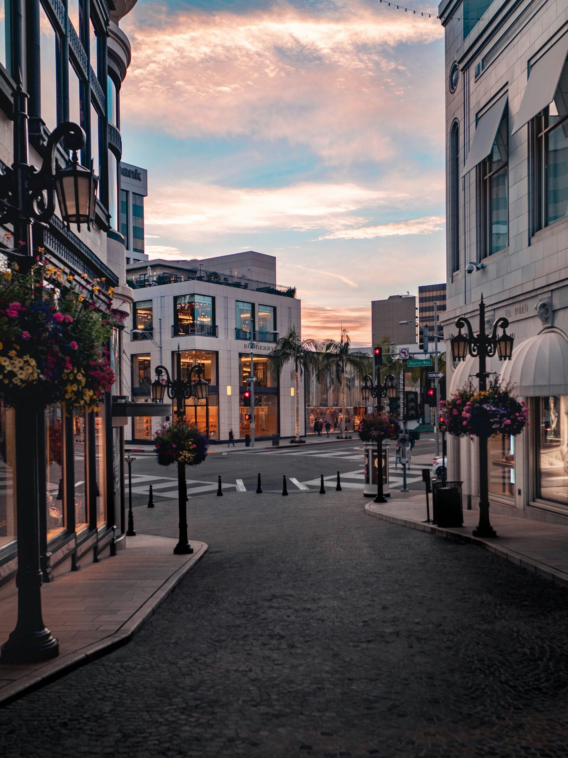 Best Retail Destinations in California: Top Shopping Spots from LA to San Francisco