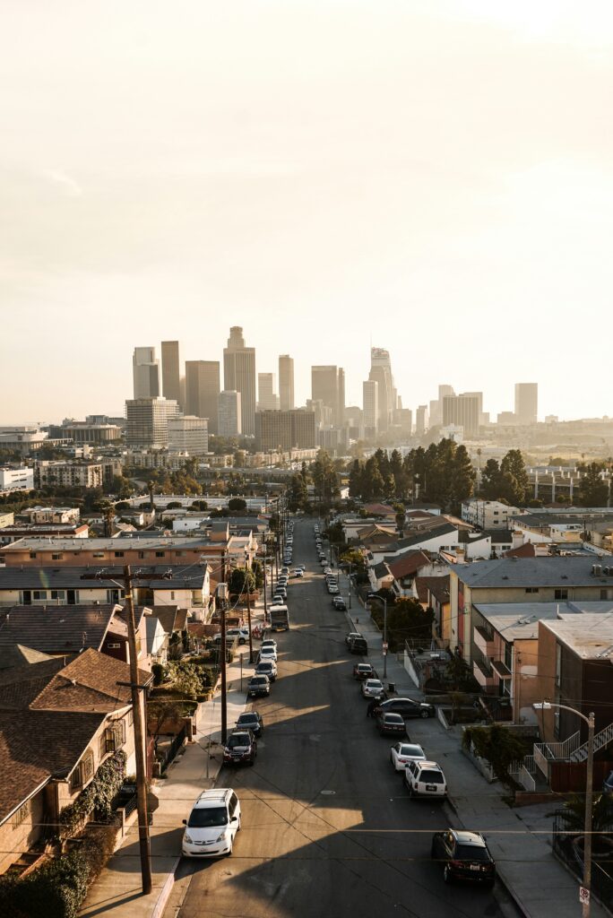 Los Angeles Marathon 2025: Complete Guide to Route, Registration, and Race Day Tips