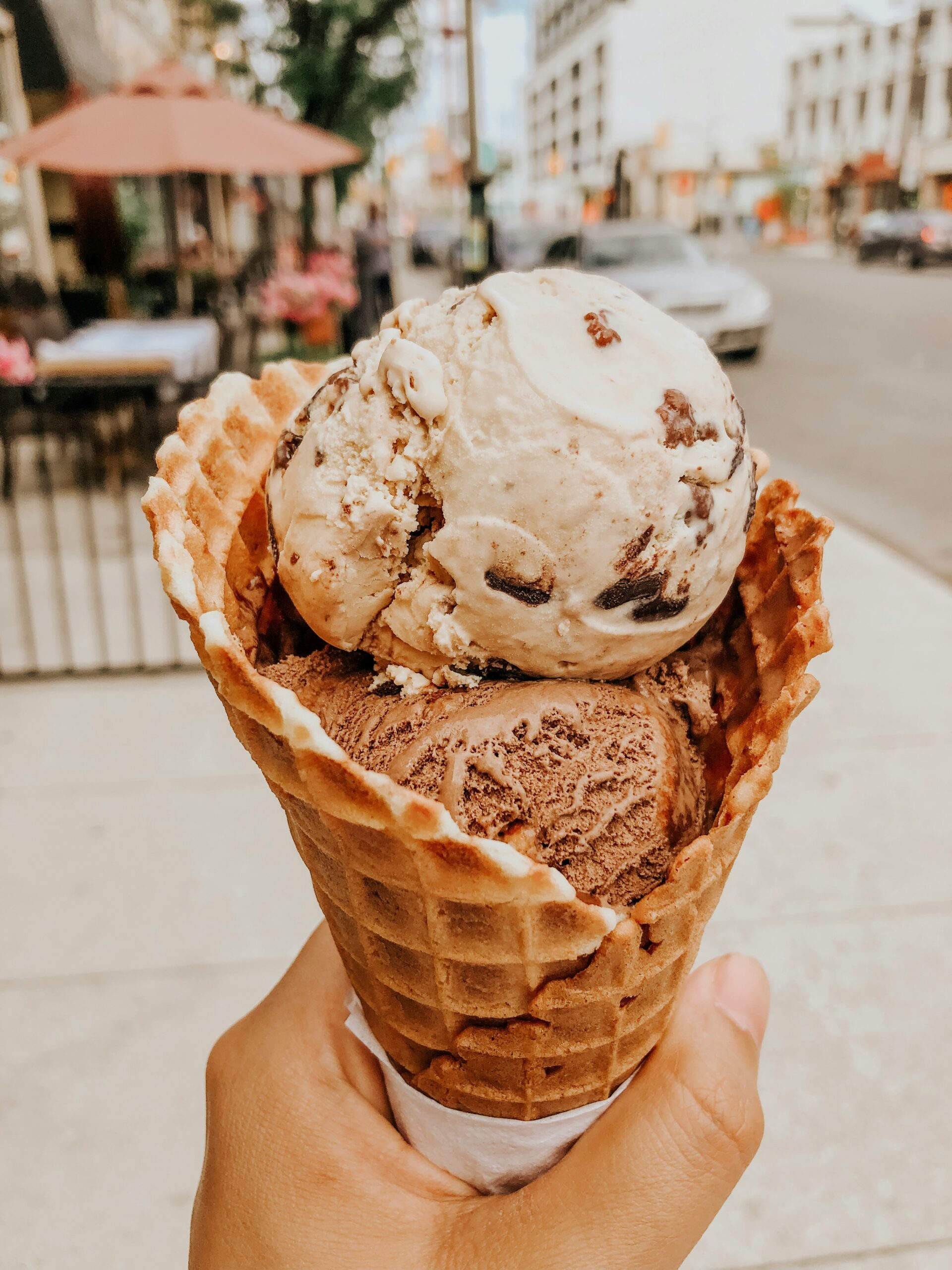 California's Favorite Ice Cream Brands, Parlors, and Local Favorites: A Definitive Guide to the Golden State's Frozen Delights