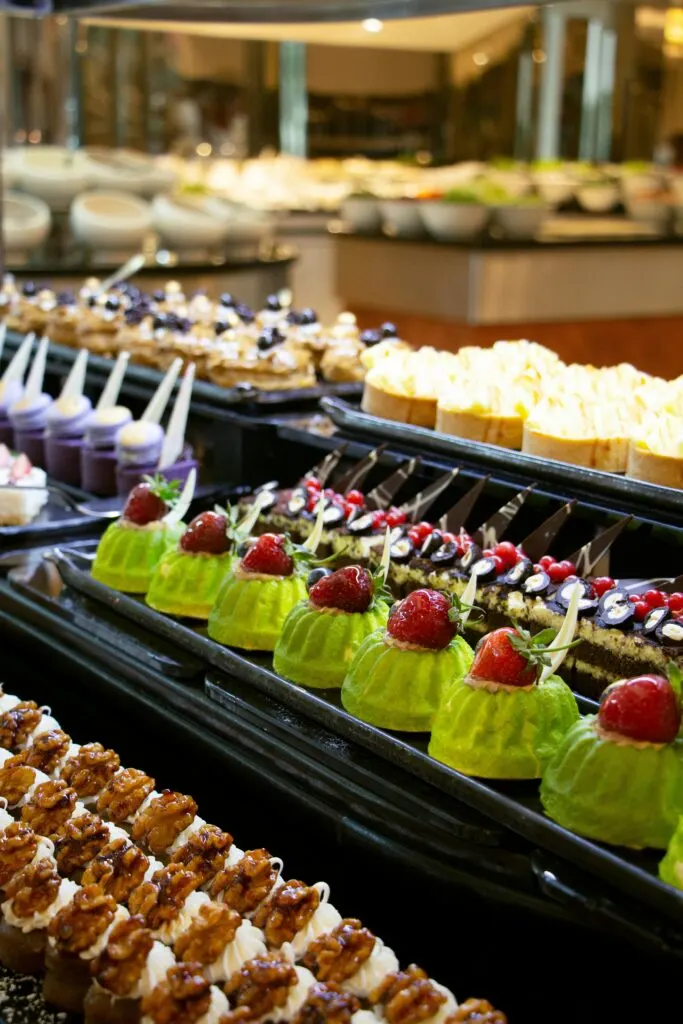 Best All-You-Can-Eat Buffets in California: A Guide to Premier Dining Experiences 5 Best All-You-Can-Eat Buffets in California: A Guide to Premier Dining Experiences