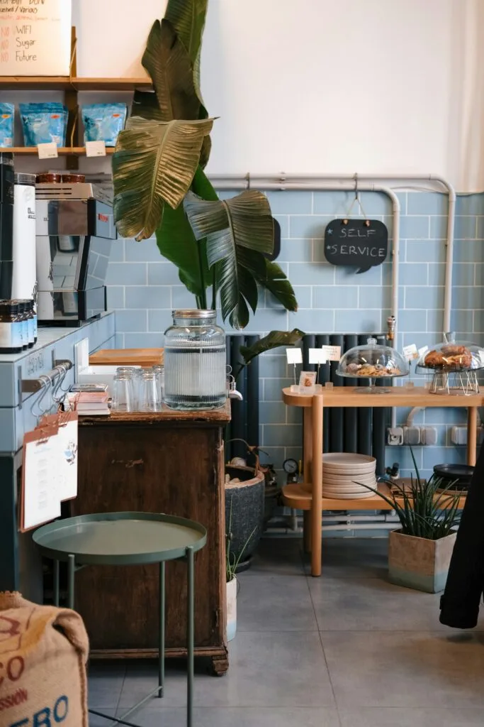 Best Hole-In-The-Wall Restaurants in Northern California: Hidden Culinary Gems Worth Discovering 2 Best Hole-In-The-Wall Restaurants in Northern California: Hidden Culinary Gems Worth Discovering