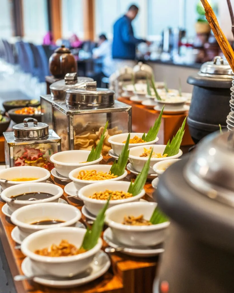 Best All-You-Can-Eat Buffets in California: A Guide to Premier Dining Experiences 4 Best All-You-Can-Eat Buffets in California: A Guide to Premier Dining Experiences