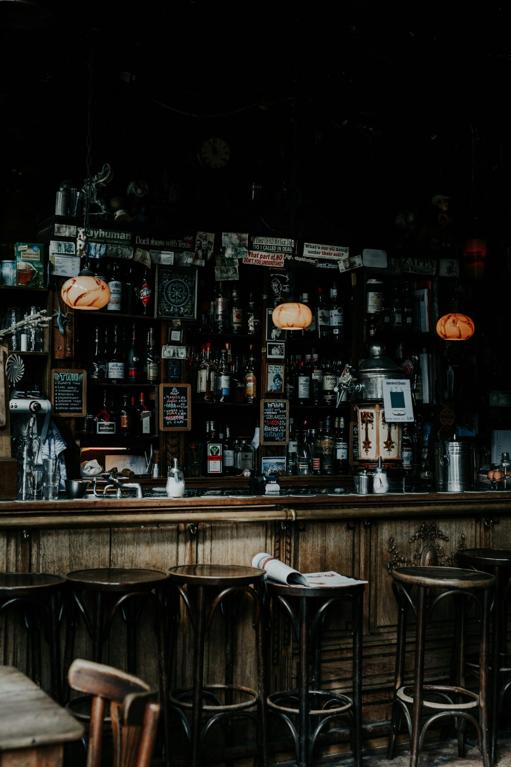 The Best Dive Bars in California: Hidden Gems Worth Exploring in 2025