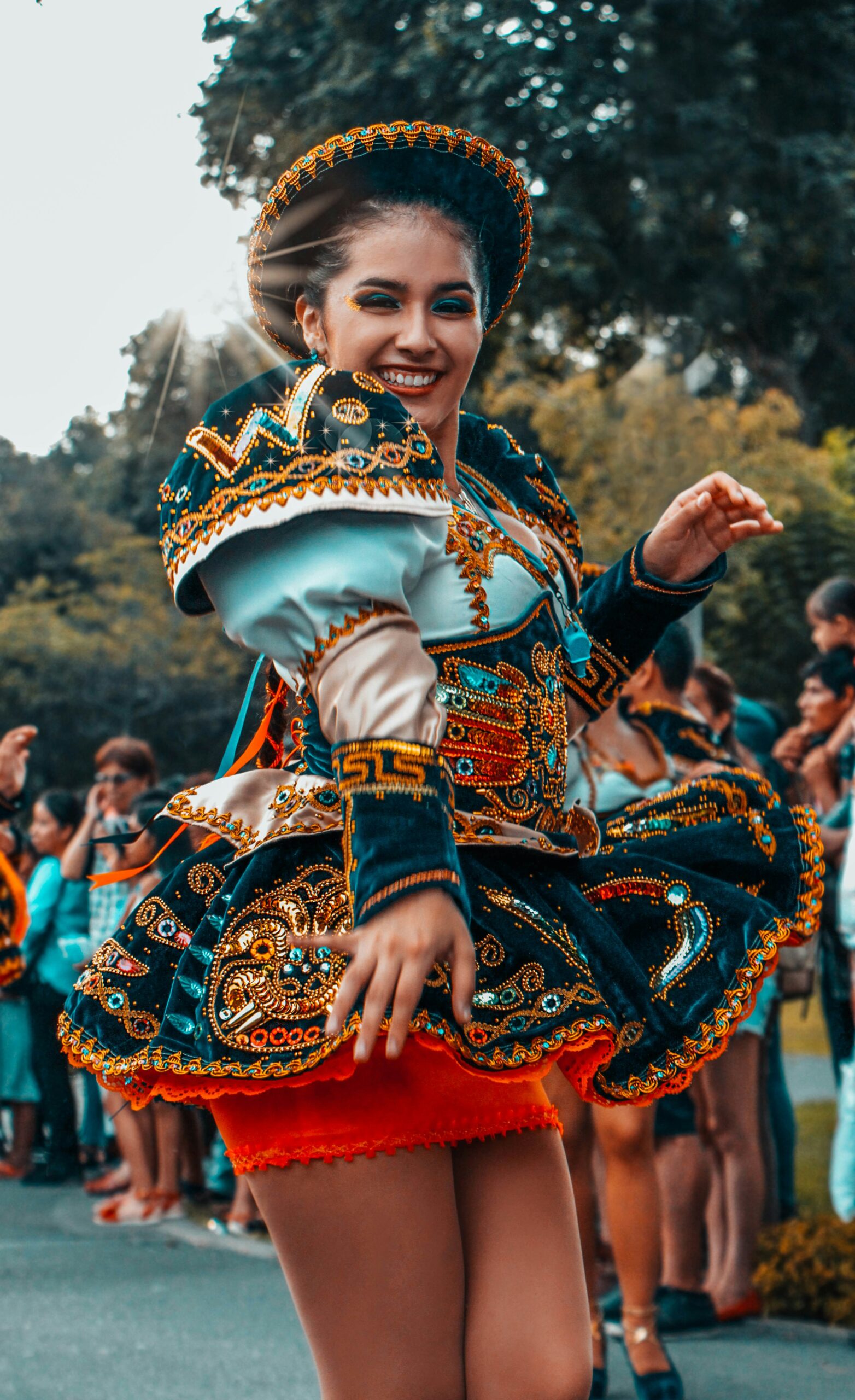 Best Towns in California to Celebrate Cinco de Mayo: Top Destinations for Festive Events and Parades