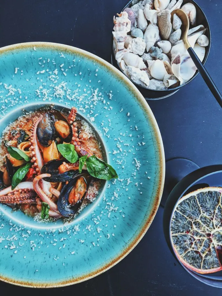 Best Hole-in-the-Wall Diners in California: Hidden Culinary Gems You Need to Visit 7 Best Hole-in-the-Wall Diners in California: Hidden Culinary Gems You Need to Visit