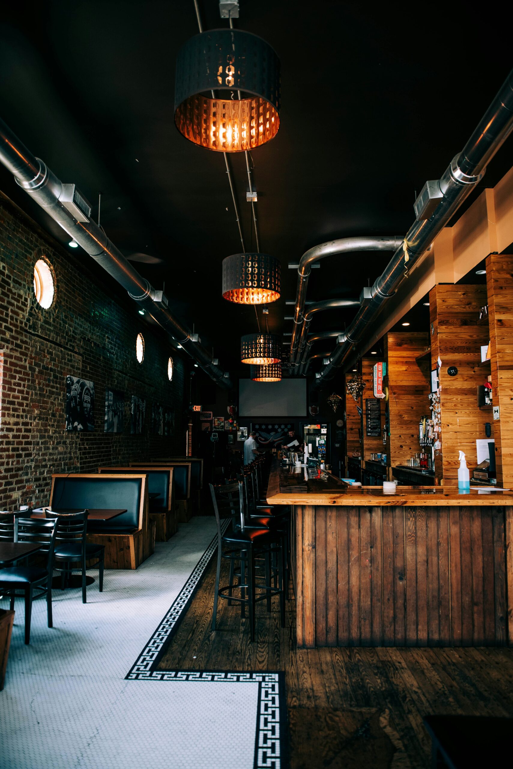 Best Restaurants in California for Celebrating Derby Day: Top Spots for a Memorable Experience