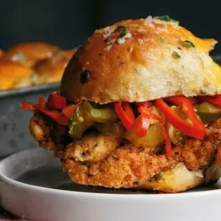 Best Hole-in-the-Wall Fried Chicken in California: Top Spots for Authentic Flavor