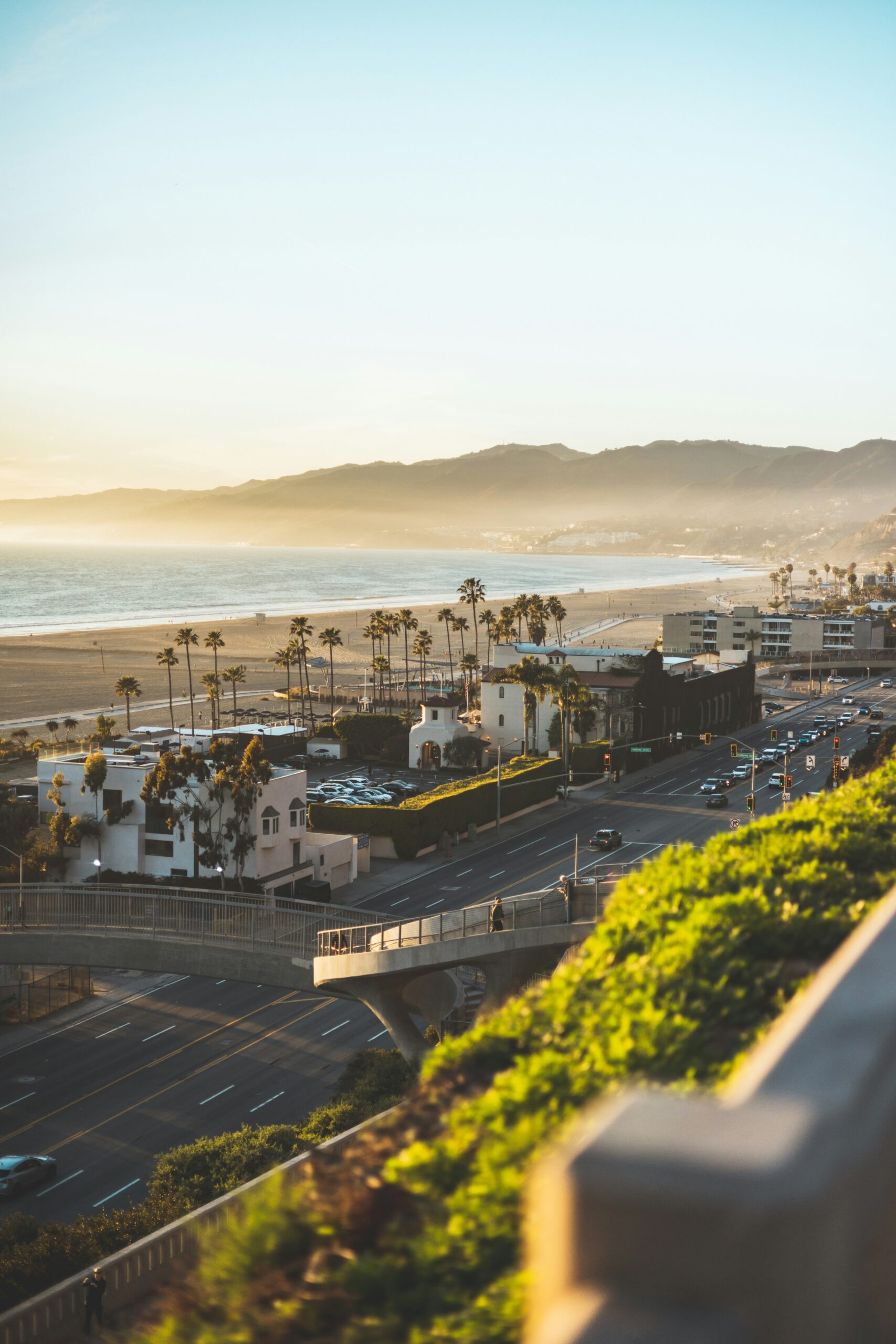 Clichés About California That Are Actually True: What Stereotypes Reveal About the Golden State 3 Clichés About California That Are Actually True: What Stereotypes Reveal About the Golden State
