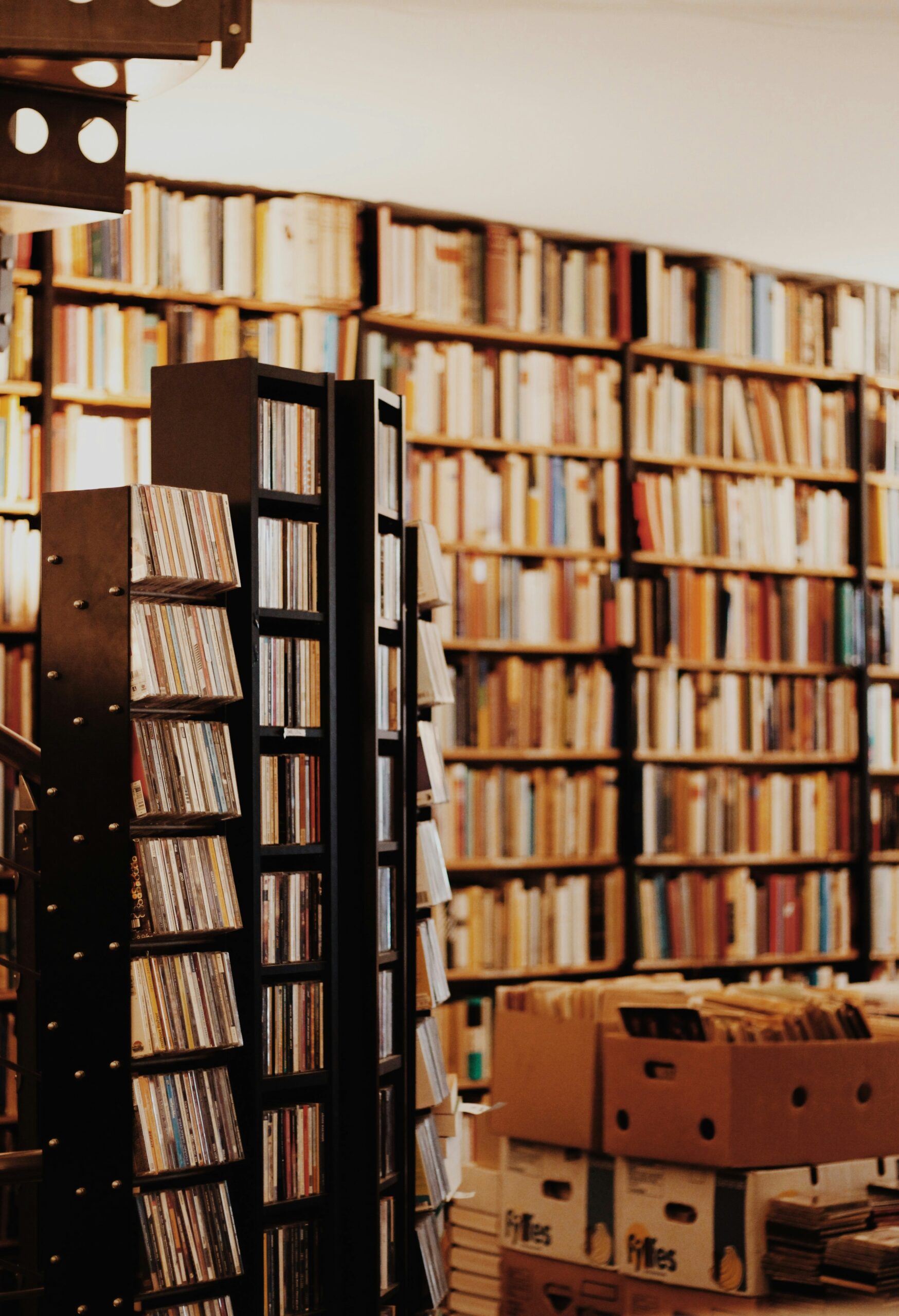 Best Independent Bookstores in Southern California for Book Lovers and Avid Readers 3 Best Independent Bookstores in Southern California for Book Lovers and Avid Readers
