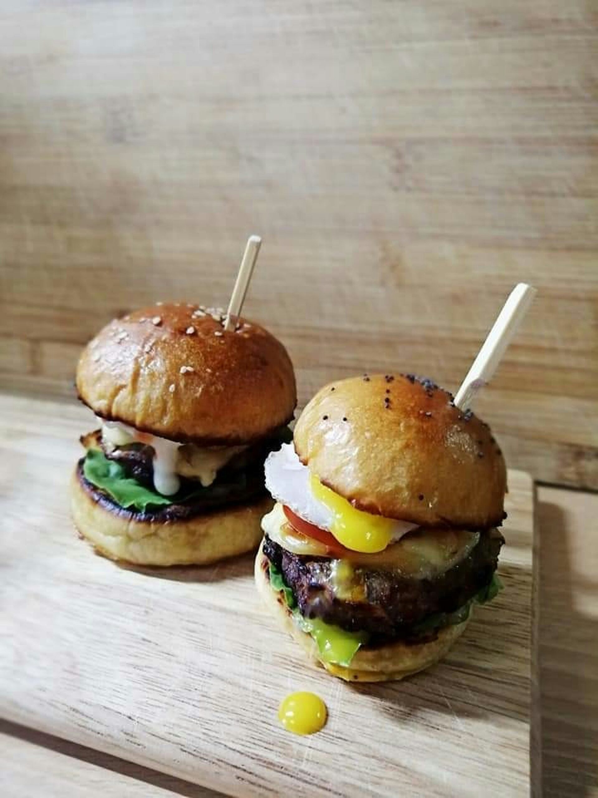 Dive Bars in Southern California: The Foodie Road Trip You Didn’t Know You Needed 4 Dive Bars in Southern California: The Foodie Road Trip You Didn’t Know You Needed