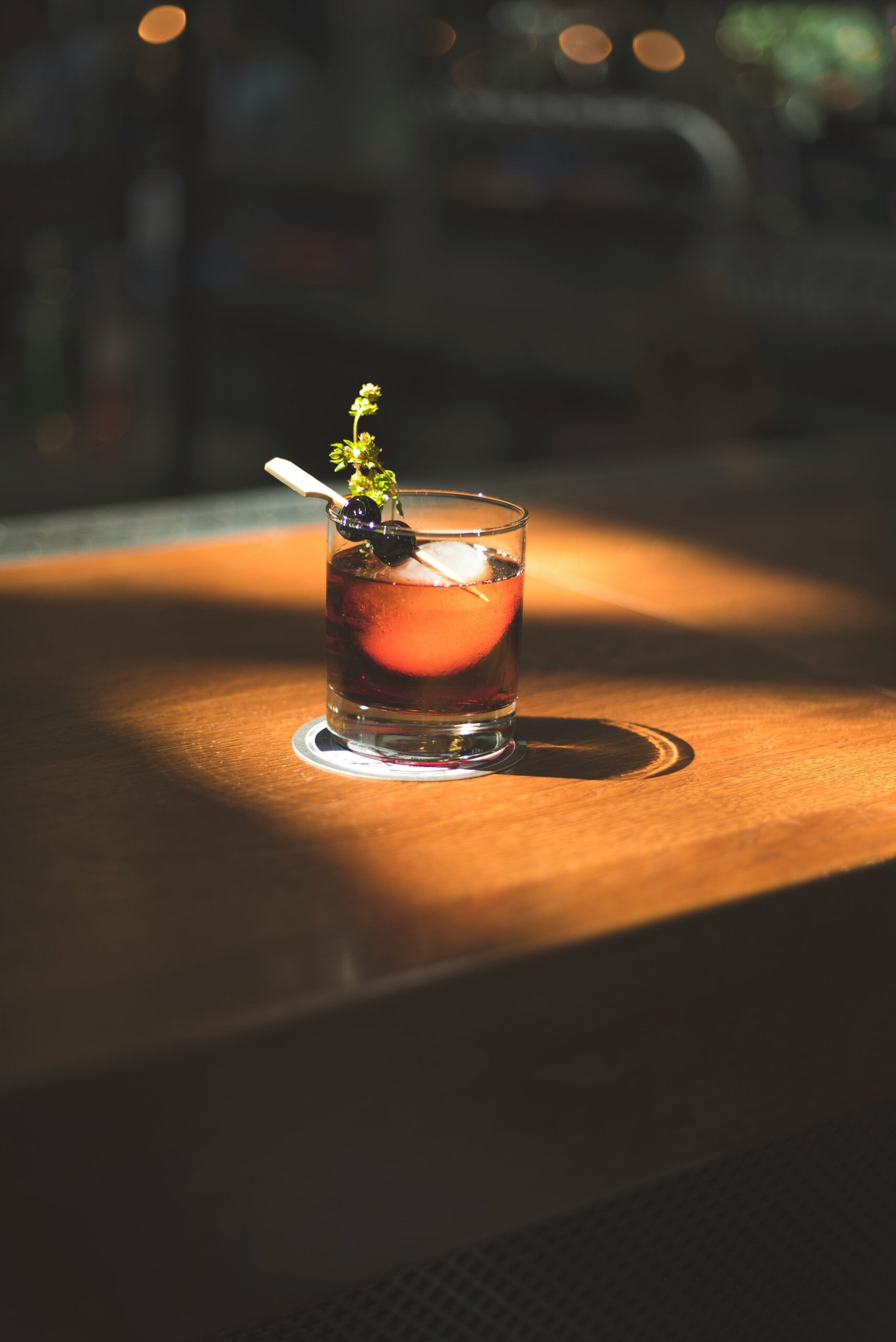 Dive Bars in Southern California: The Foodie Road Trip You Didn’t Know You Needed 6 Dive Bars in Southern California: The Foodie Road Trip You Didn’t Know You Needed