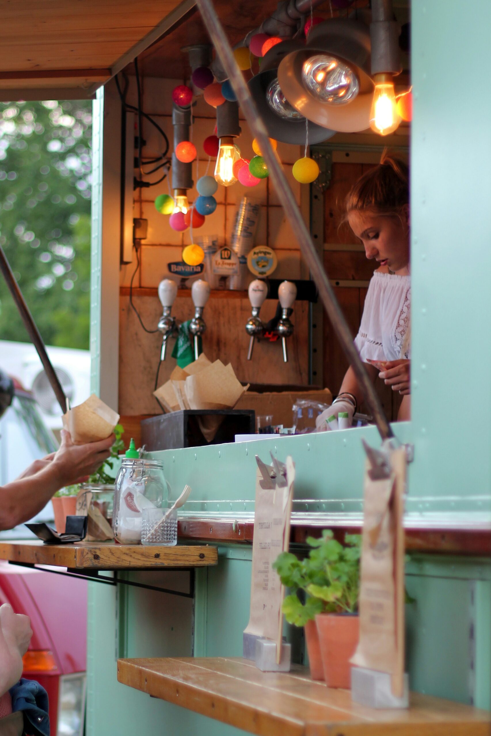 Craving Something Epic? Discover The California Food Trucks That Will Blow Your Taste Buds Away! 2 Craving Something Epic? Discover the California Food Trucks That Will Blow Your Taste Buds Away!